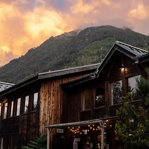 auberge-de-jeunesse-hi-chamonix.hotels-rhonealpes.com/